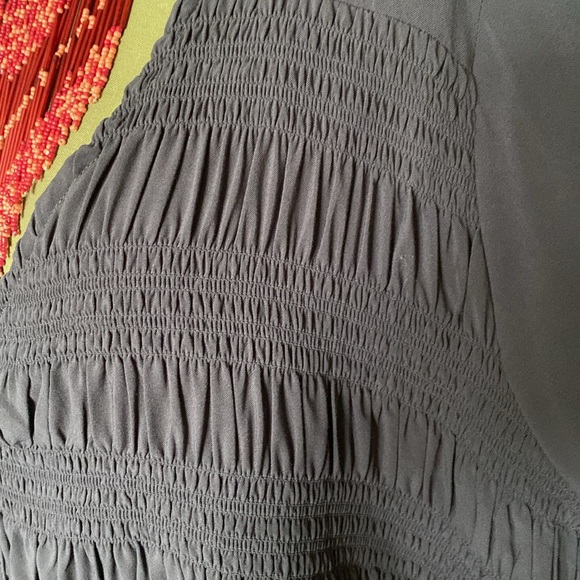 Torrid Challis smock 3/4 sleeves v-neckline button down! Size 3 - Picture 10 of 17